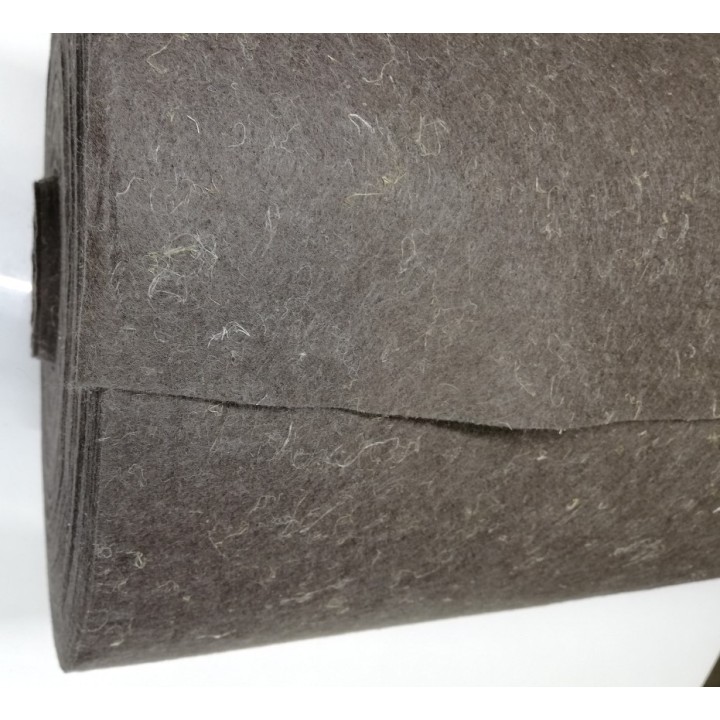 Natte de paillage bio non tissé 150 gr, largeur 1m