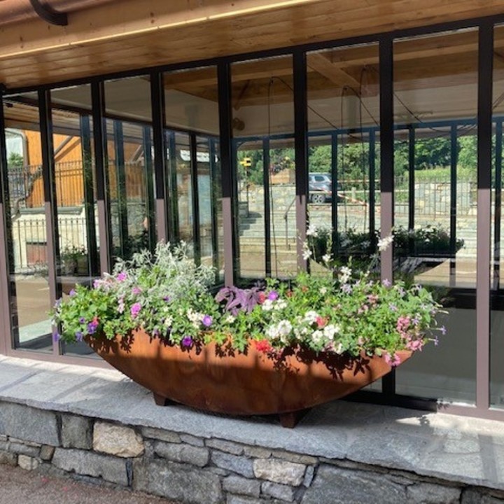 Balconnière Elipso Dimensions 1270x260xht270 mm Effet-Corten